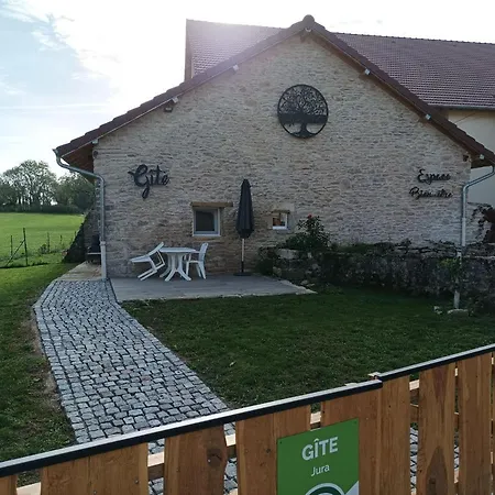 Gite Massatho Tout Confort Avec Jardin Fay-en-Montagne Exterior photo