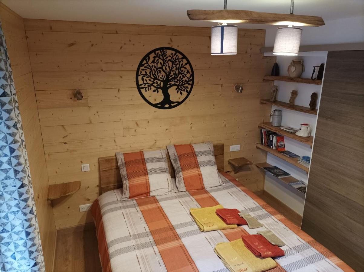 Massatho Confort Avec Jardin Hébergement de vacances *